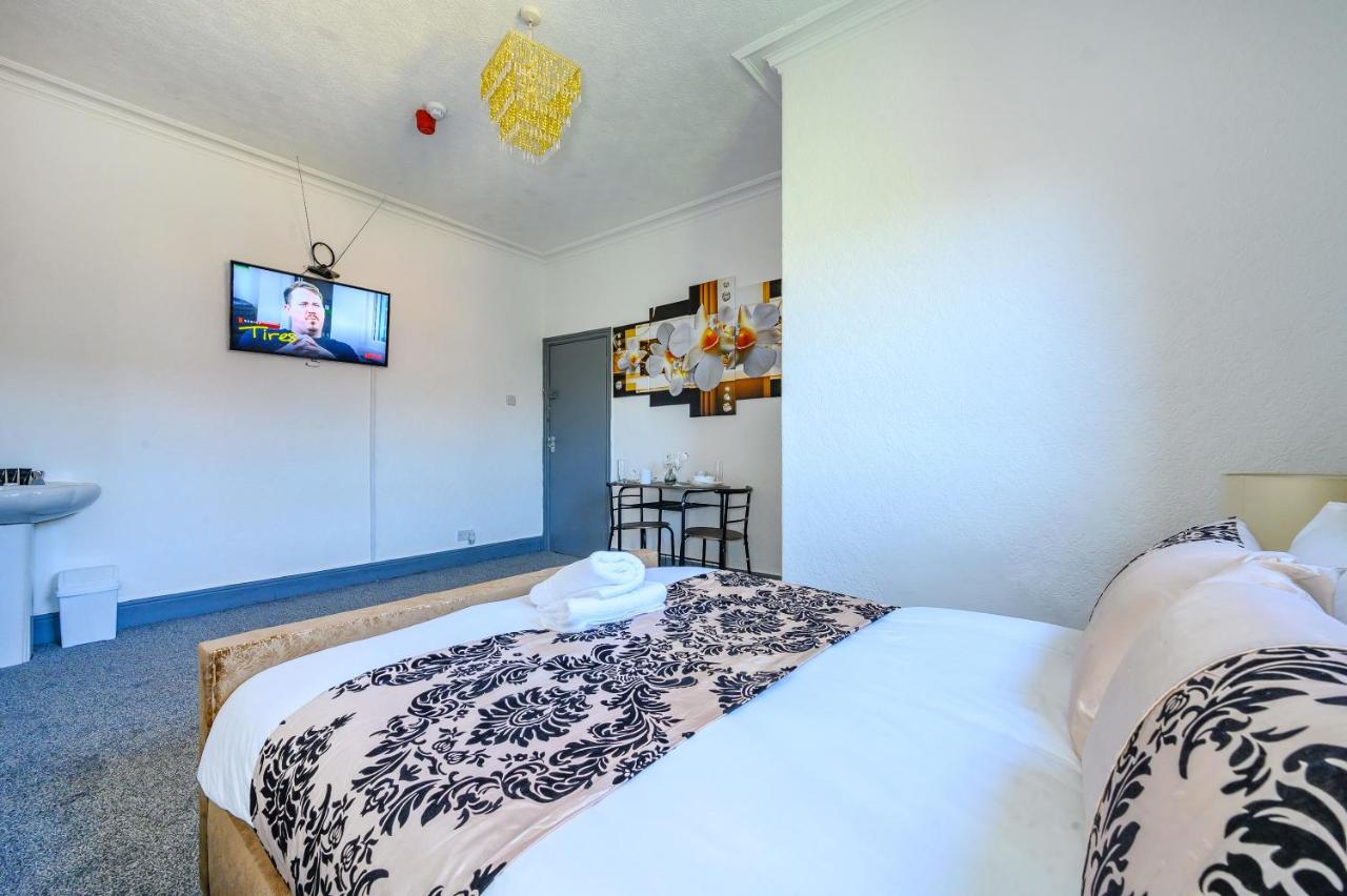 -RE7H- For your relaxed & Cosy Free Parking - B&B Leeds
