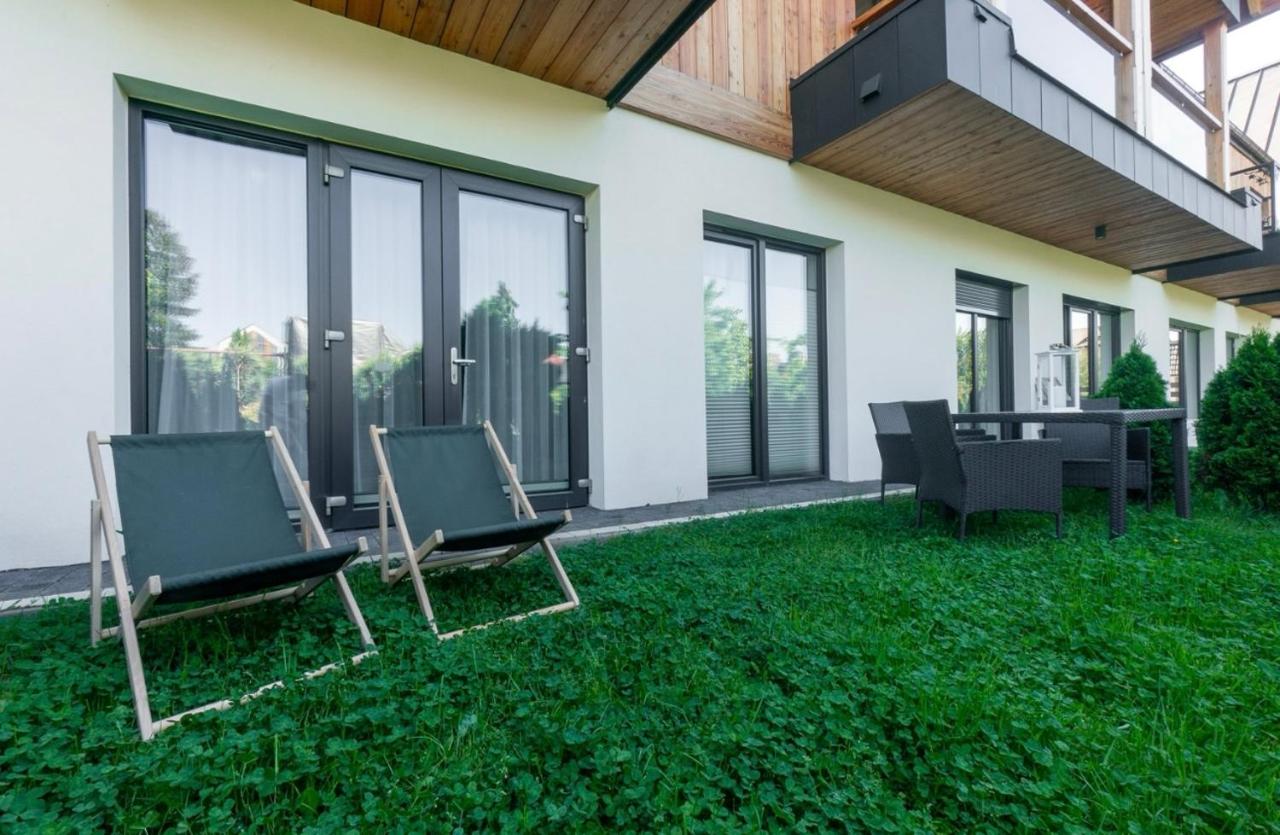 Apartament KORNWALIA z klimatyzacją w centrum, z zadaszonym parkingiem - IZBY PODHALAŃSKIE - Chambres d'hôtes Nowy Targ