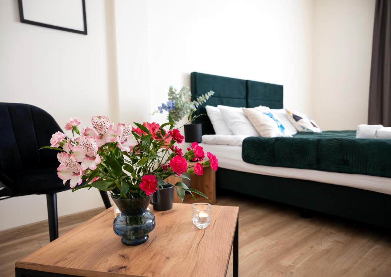 Apartament na Łazarzu 12 - B&B