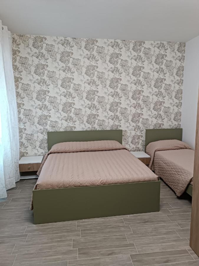 Chambre Triple avec Salle de Bains Privative