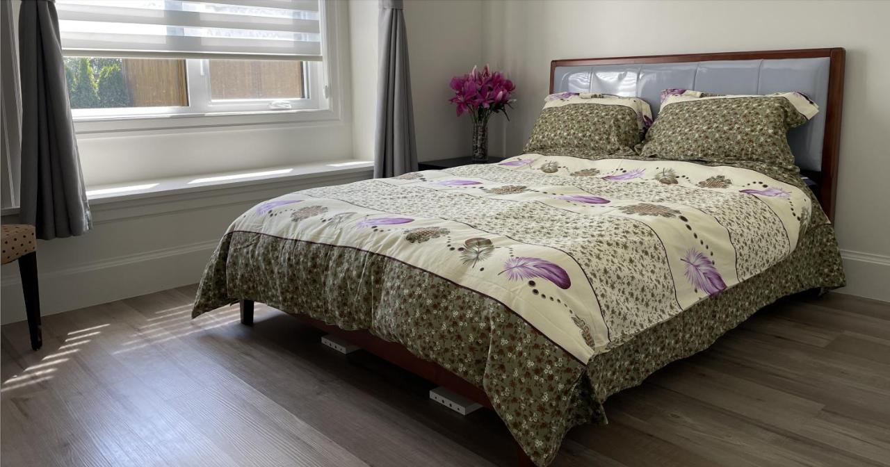 Home In Vancouver - B&B Richmond