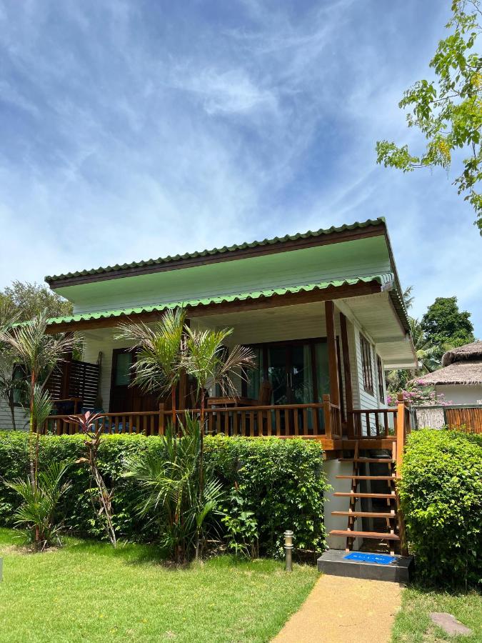 Villa with Sea View