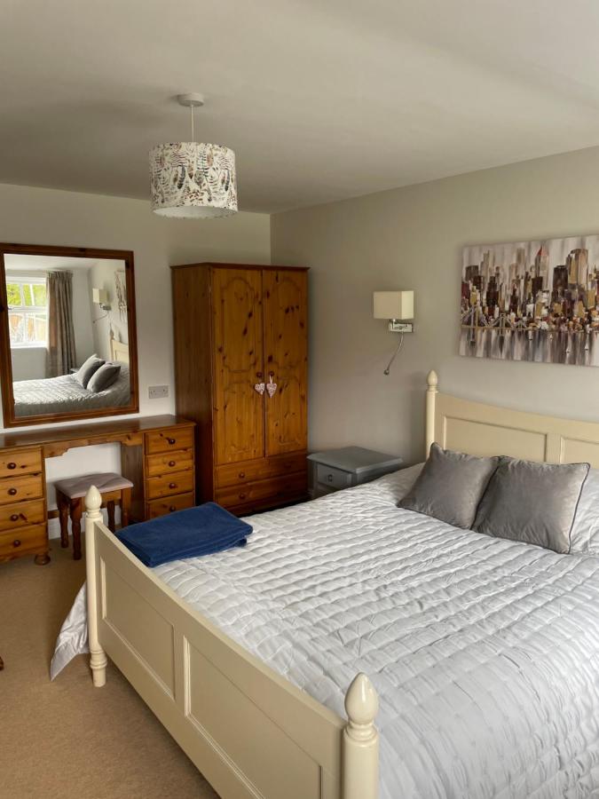 B&B Attleborough - The Grange - Bed and Breakfast Attleborough