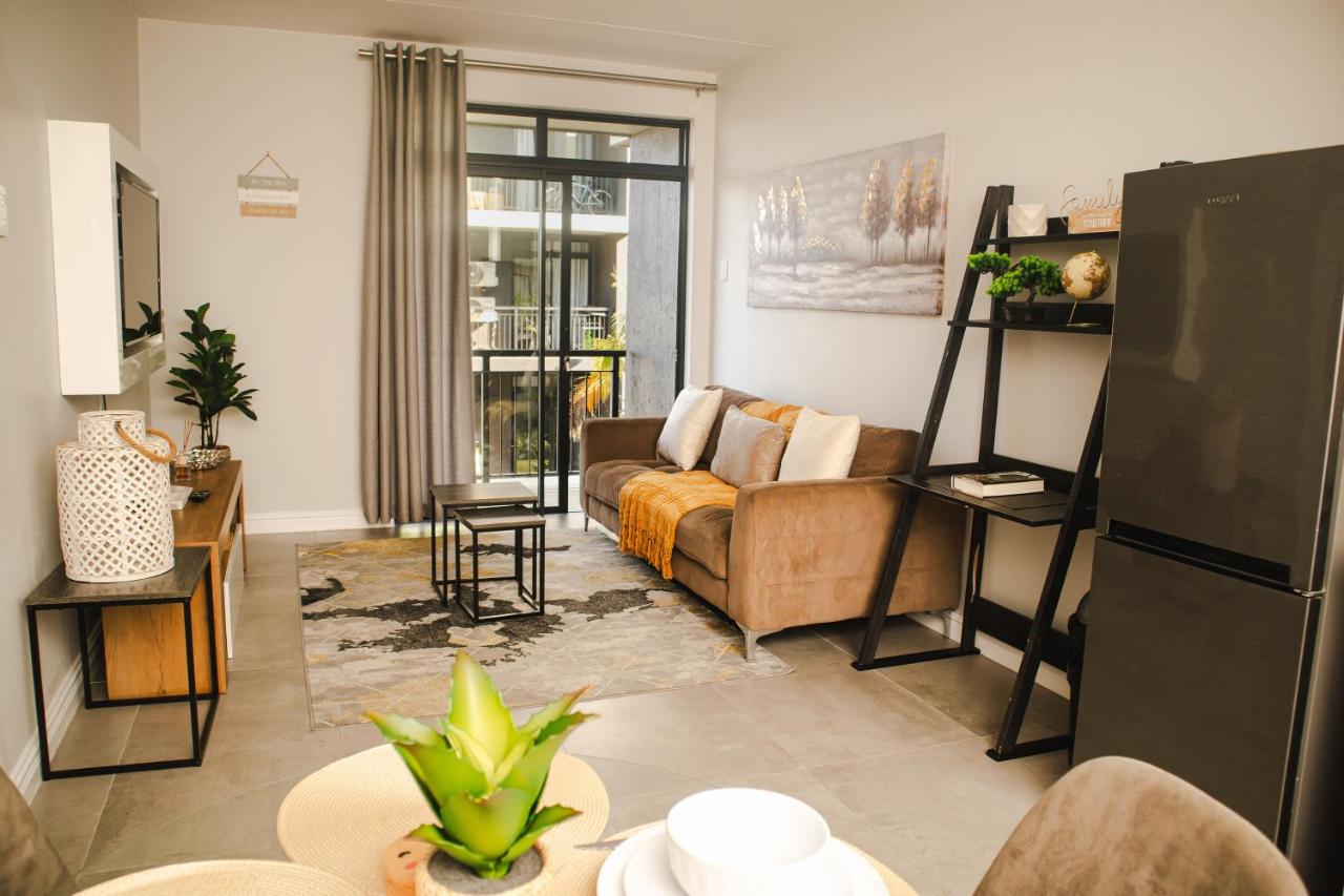 Luxury 2 Bed 2 Bath Apartment Incl Gym - Chambres d’hôtes