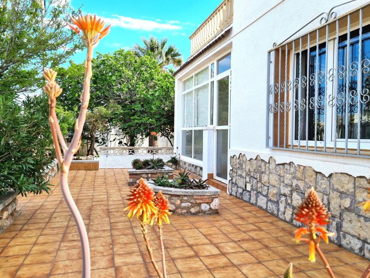 Villa Aquamarina 650 m vom Meer, Casa in Miami Platja, Ferienhaus mit Garten, WLAN, Garage, Terrasse, Grill - Chambres d'hôtes Miami Platja