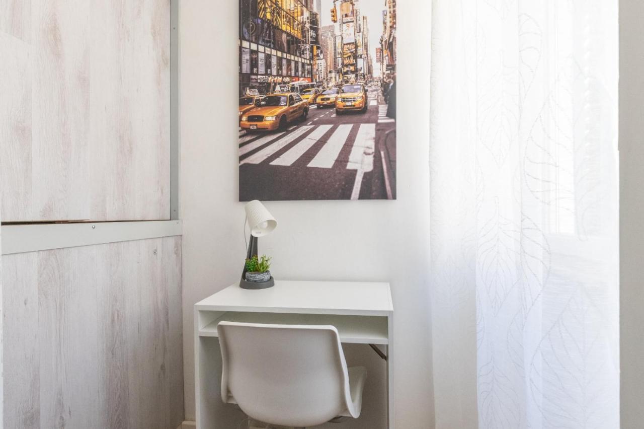 Mariposa Apartment - Ferienwohnung Livorno