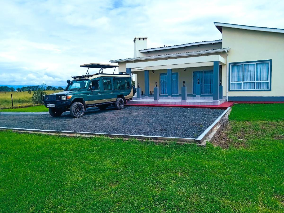 B&B Nanyuki - Enkai Farmhouse near Ol-Pejeta Nanyuki - Bed and Breakfast Nanyuki