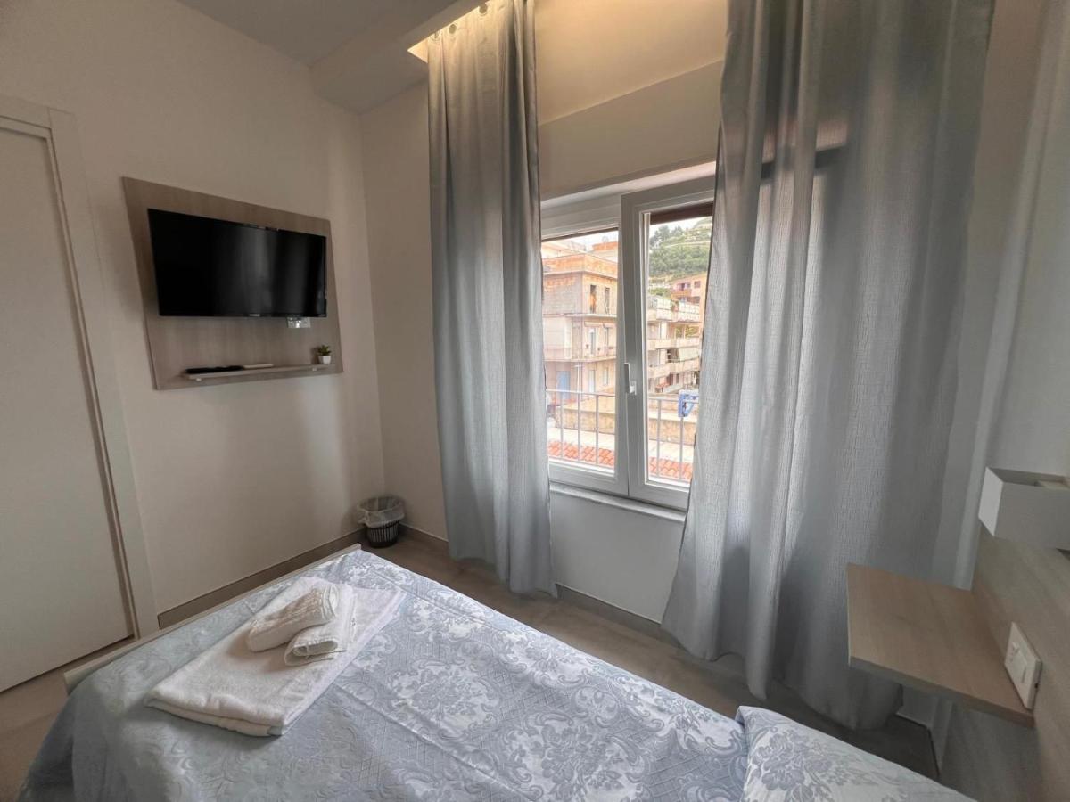 Superior Tweepersoonskamer met 1 of 2 Bedden en Uitzicht op de Bergen