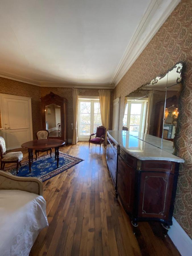 Chambre pour 3 personnes au Chateau - B&B