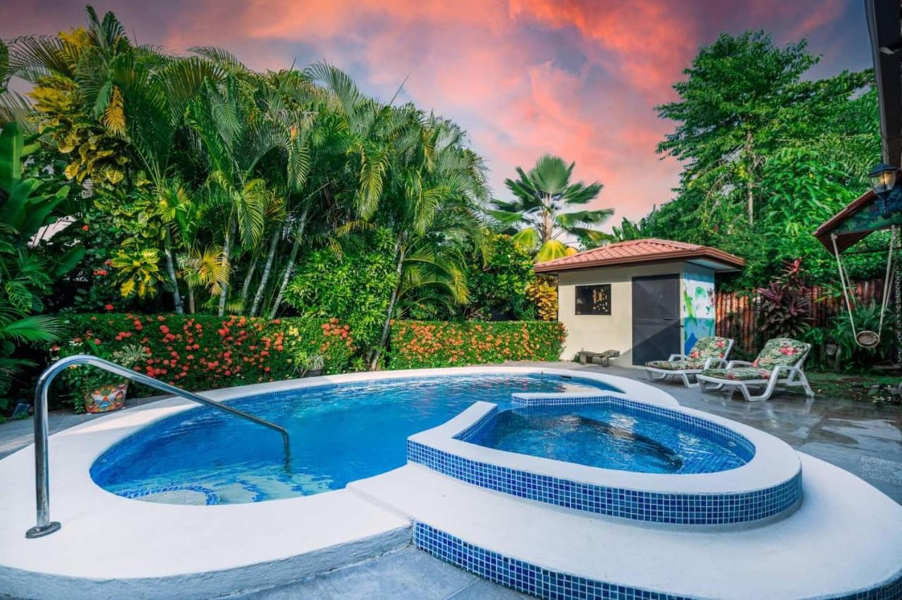 Villa Brisa Del Mar by Vacation Pura Vida - B&B Esterillos Oeste