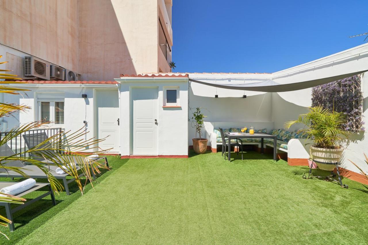 Sun-kissed Getaway - Bed and Breakfast Málaga