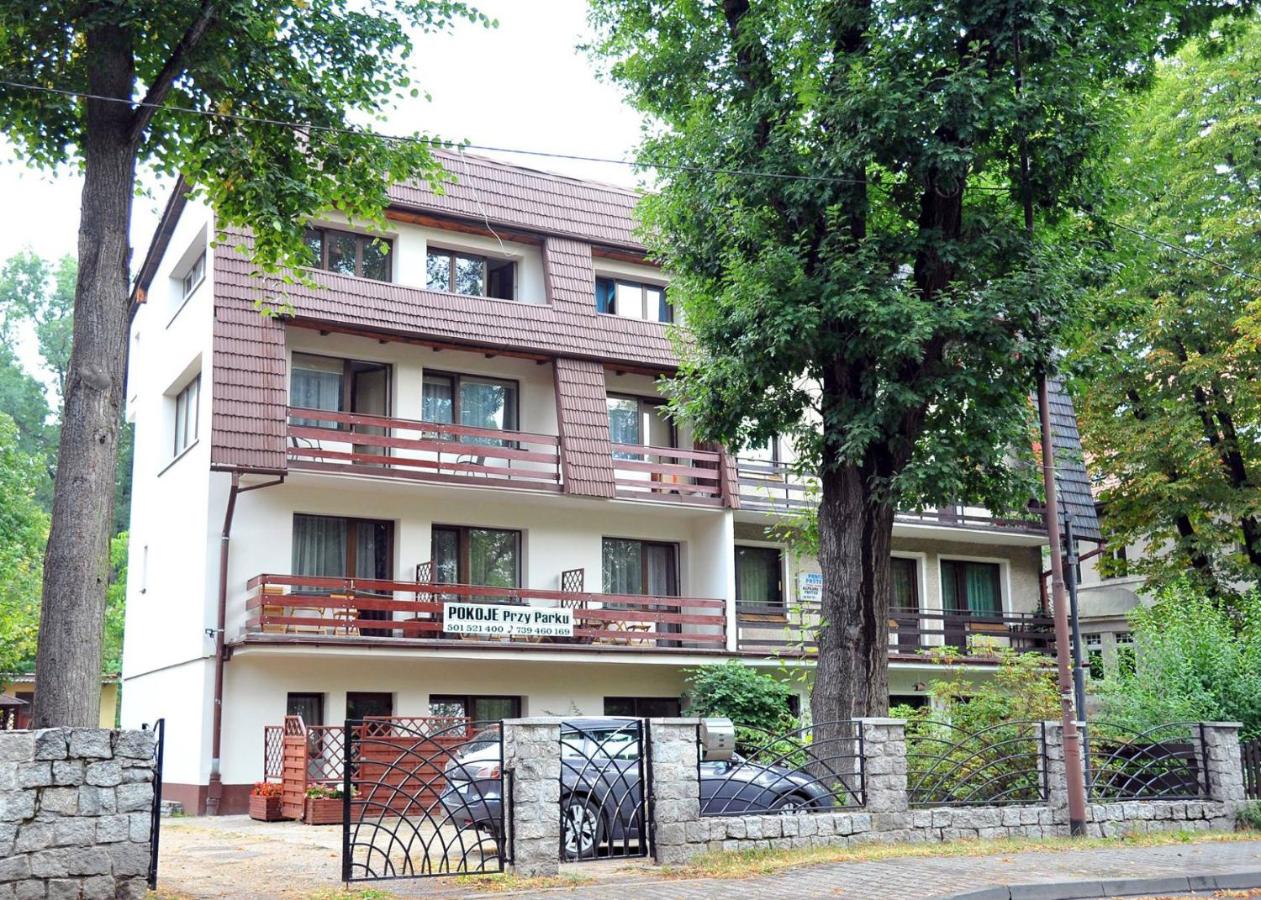 Apartamenty i Pokoje przy Parku - Bed and Breakfast