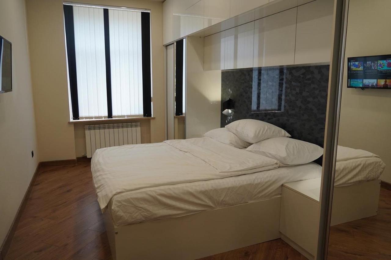 Lovely, newly remodeled apartment in Yerevan! - B&B Jerevan