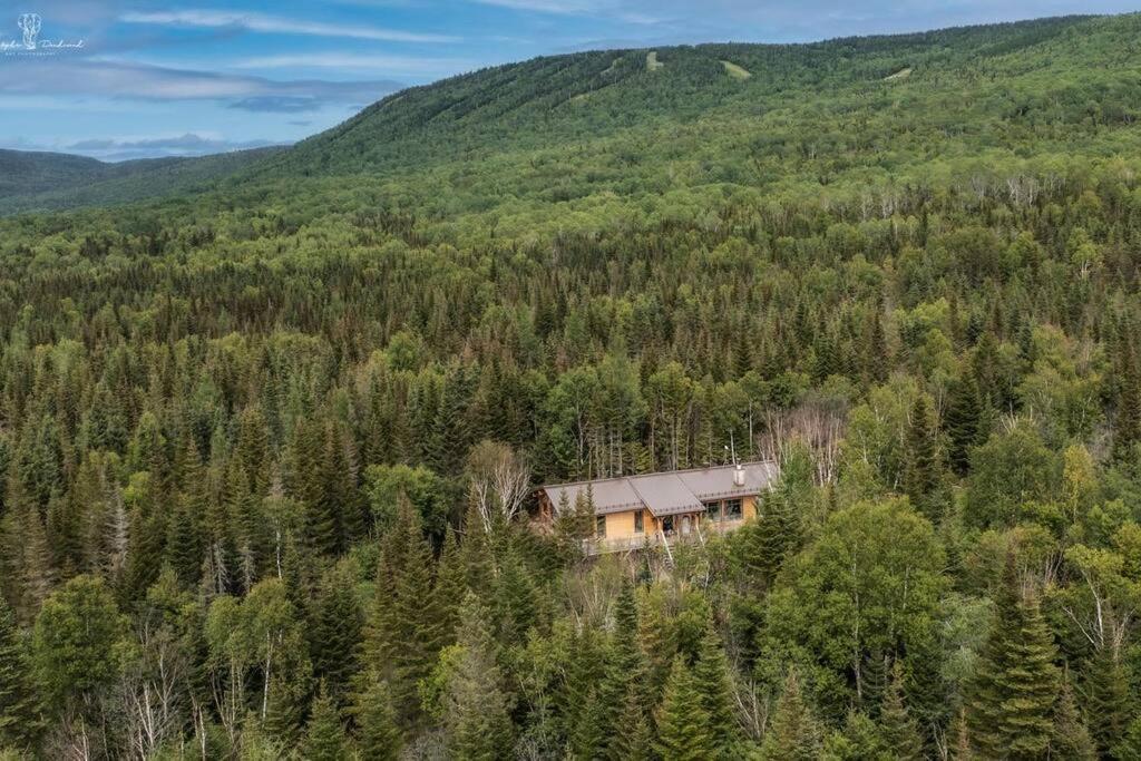 Chalet Makabane -Spa- foyer - billard - Slow life - Chambres d’hôtes