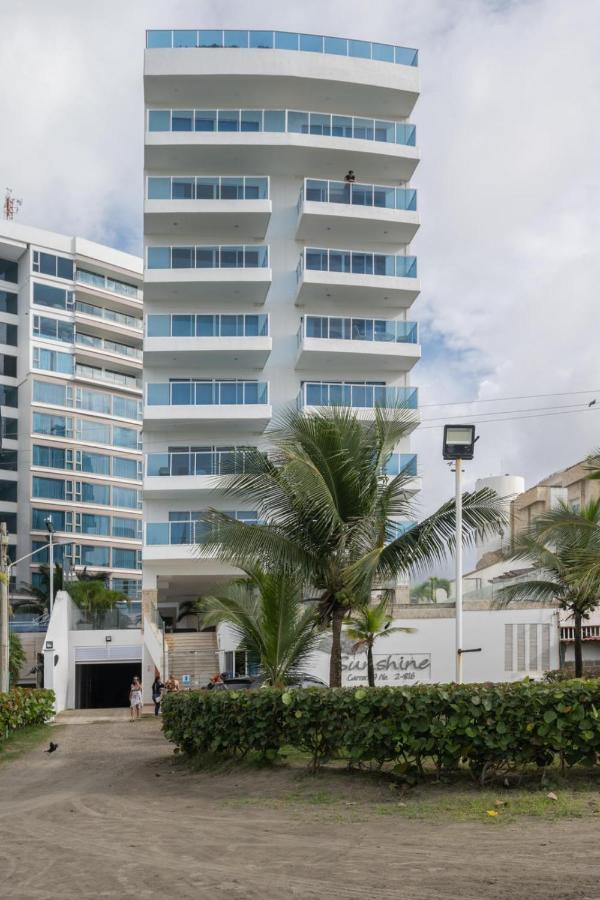 Sunshine 503 Beautiful SeaView 2Beds2bath w AC front Beach - B&B Cartagena de Indias