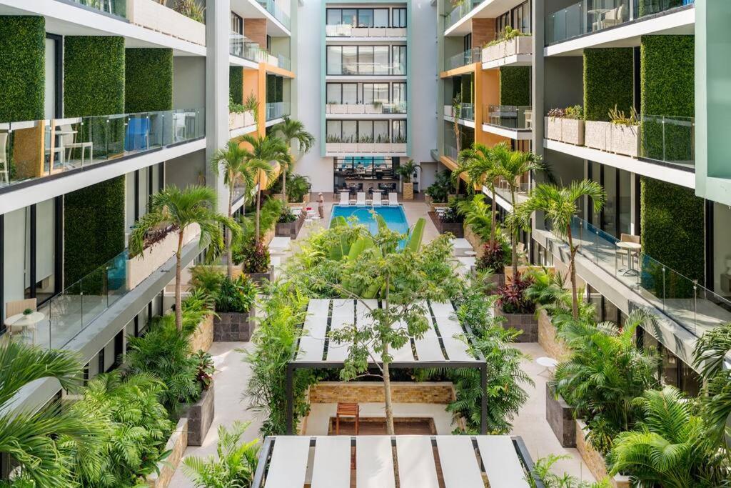 Premium PH w/ Private Pool near 5th Ave. - Bed and Breakfast Playa del Carmen