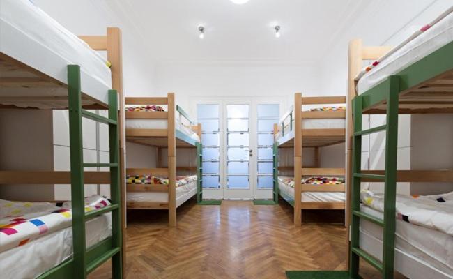 Mixed Dormitory Room