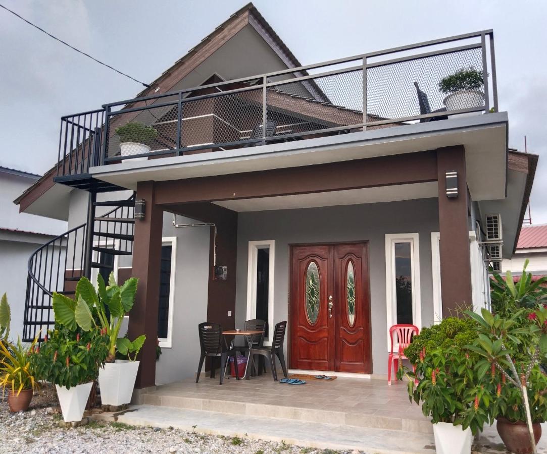 Villa Adeeva Homestay Langkawi - B&B
