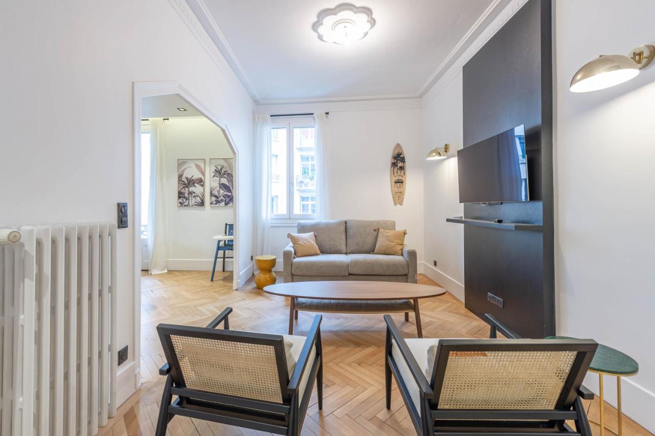 Le Libellule - grand T3 en centre ville - B&B