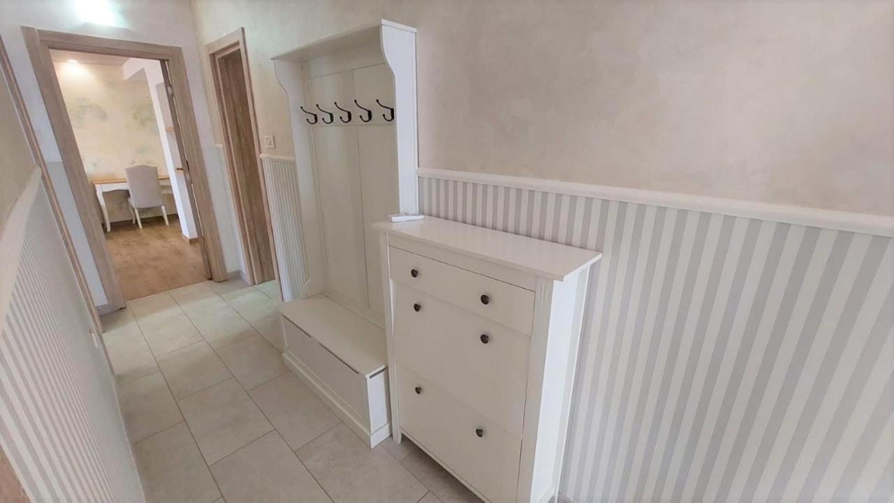 Sea view steps to Przno beach 2 Bedrooms Terrace Parking Villa Olive - Ferienwohnung Sveti Stefan