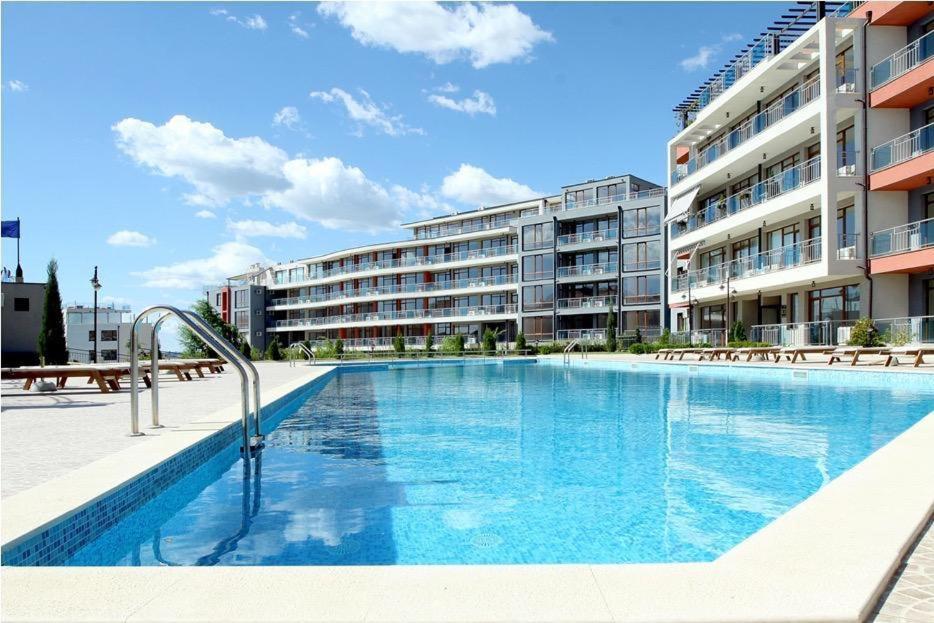 Sun Wave Deluxe Apartment Sea View - B&B