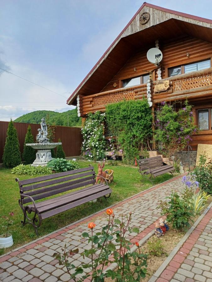 B&B Nizhnyaya Grabovnitsa - У Фёдера и Маргариты - Bed and Breakfast Nizhnyaya Grabovnitsa