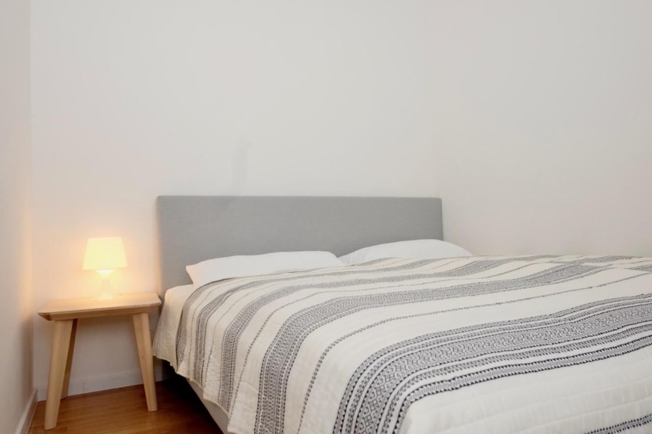 Apartment mit Balkon