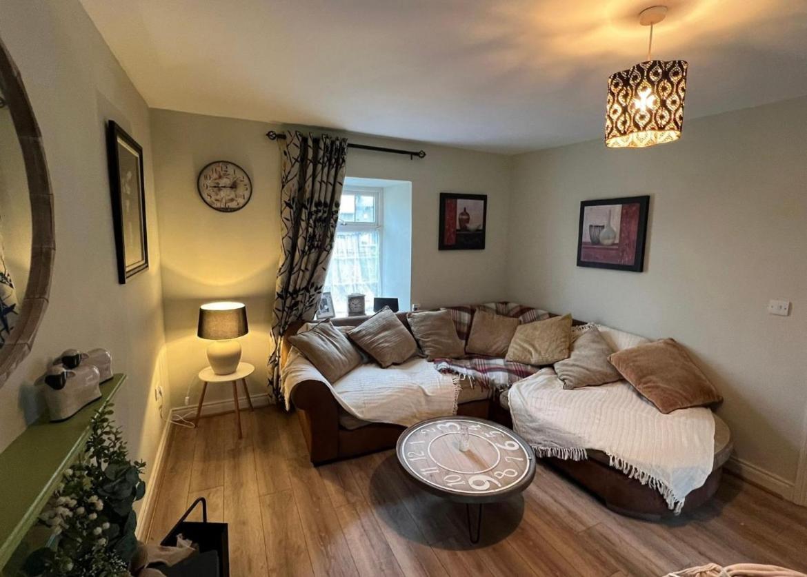 Riverside Cottage - B&B
