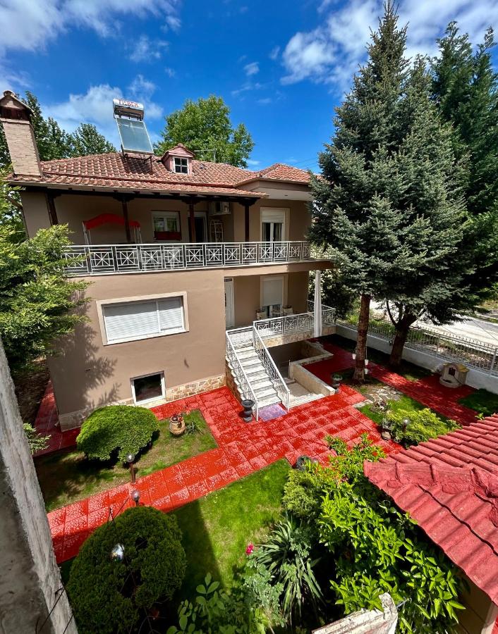 Villa in Ptolemaida - B&B