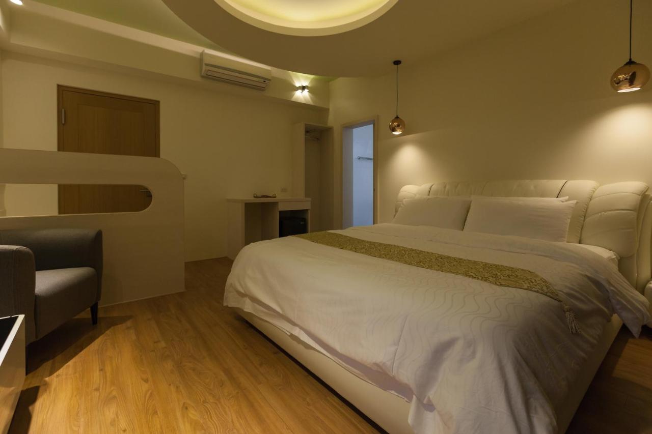 Deluxe Double Room with Bath - Third Floor