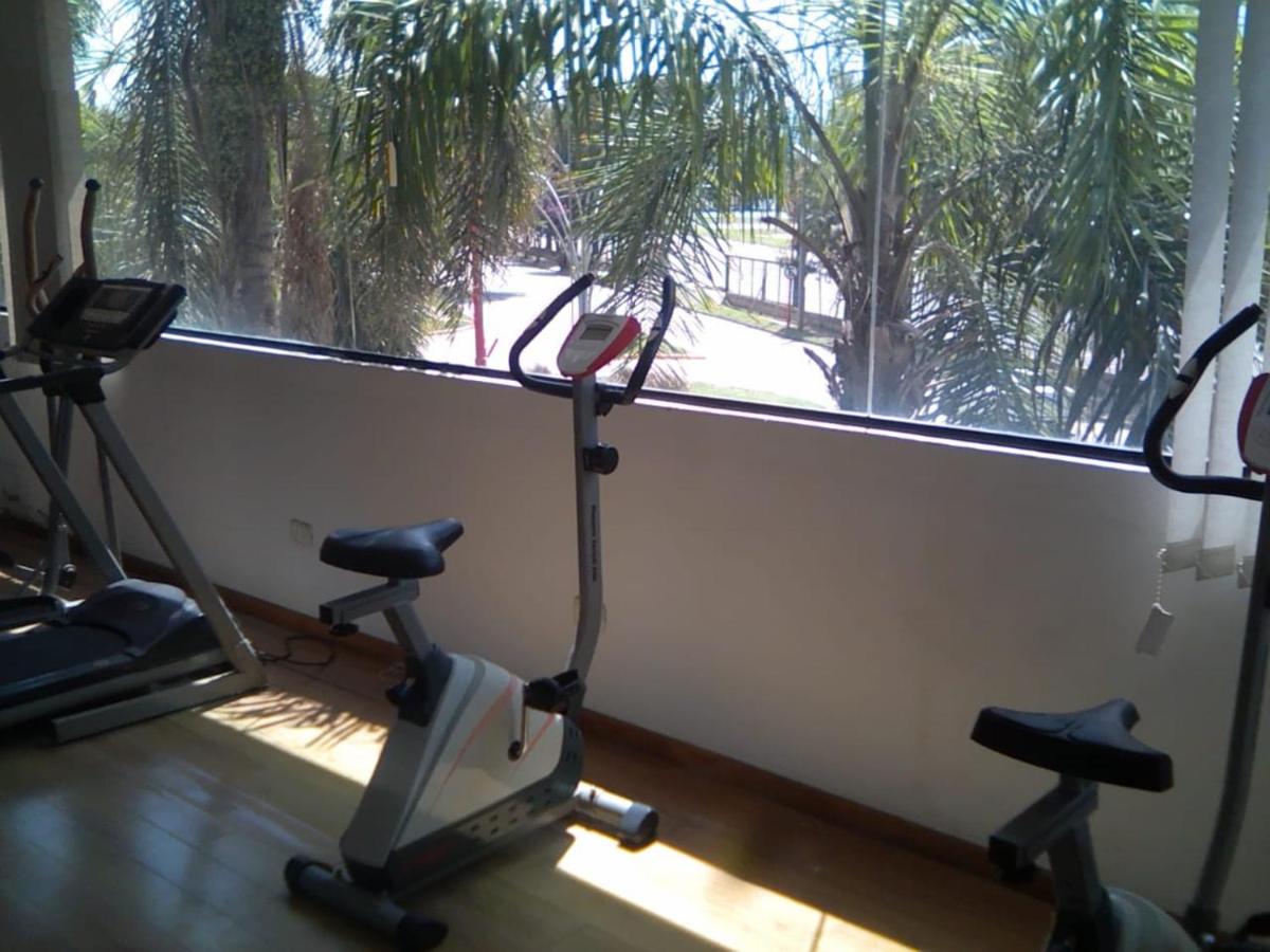 Zona residencial frente al lago! - Chambres d’hôtes Villa Carlos Paz