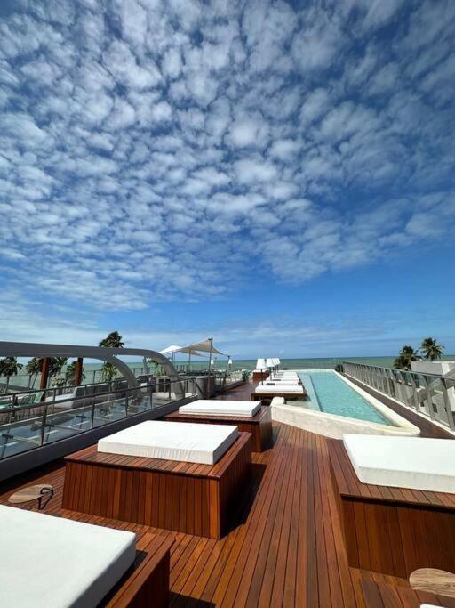 Luxo na beira mar do Cabo Branco - Setai Yacht by Jess - B&B João Pessoa