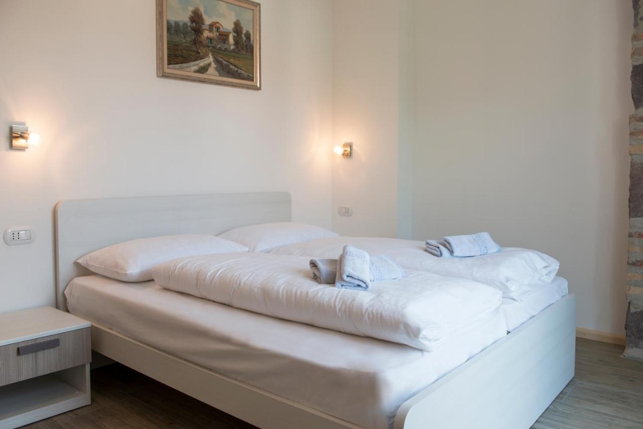 Appartamento con 2 Camere da Letto - Primo Piano