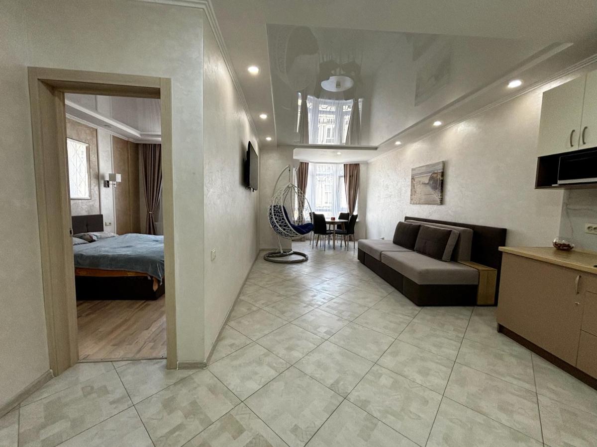 Apartment in Khmelnytsky Street - Bed and Breakfast
