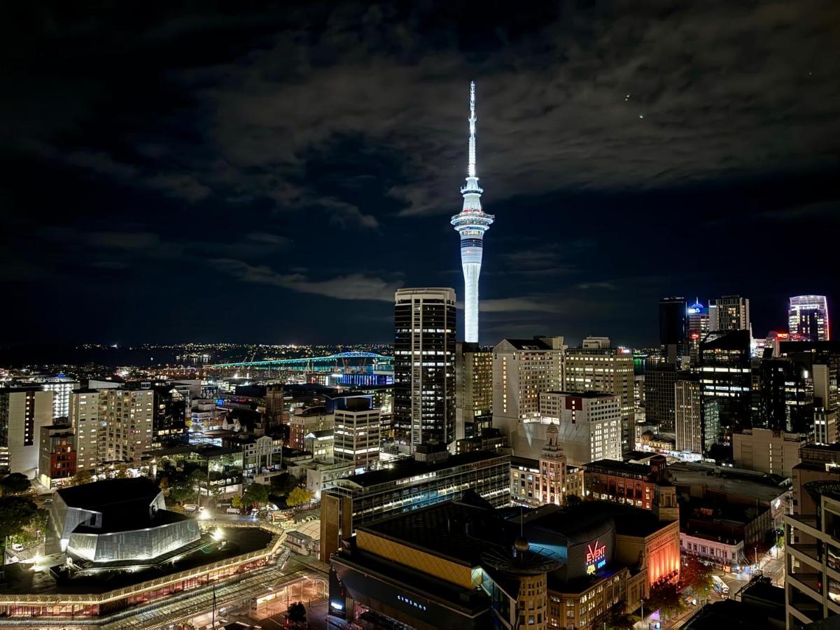 B&B Auckland - Amazing Skytower View 2 Bedroom 2 bathroom Apartment - Bed and Breakfast Auckland