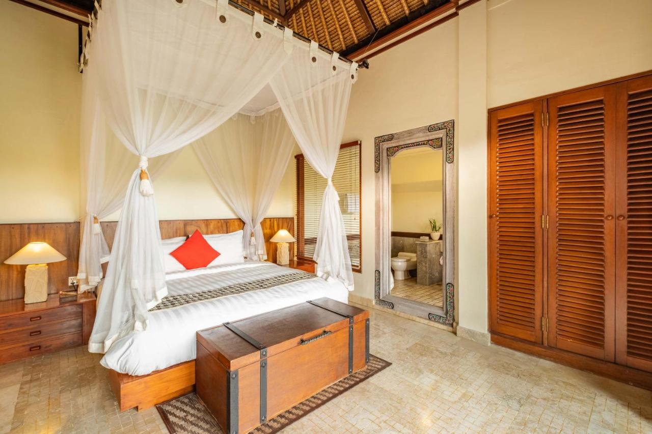 One-Bedroom Pool Villa with Rice Field View 