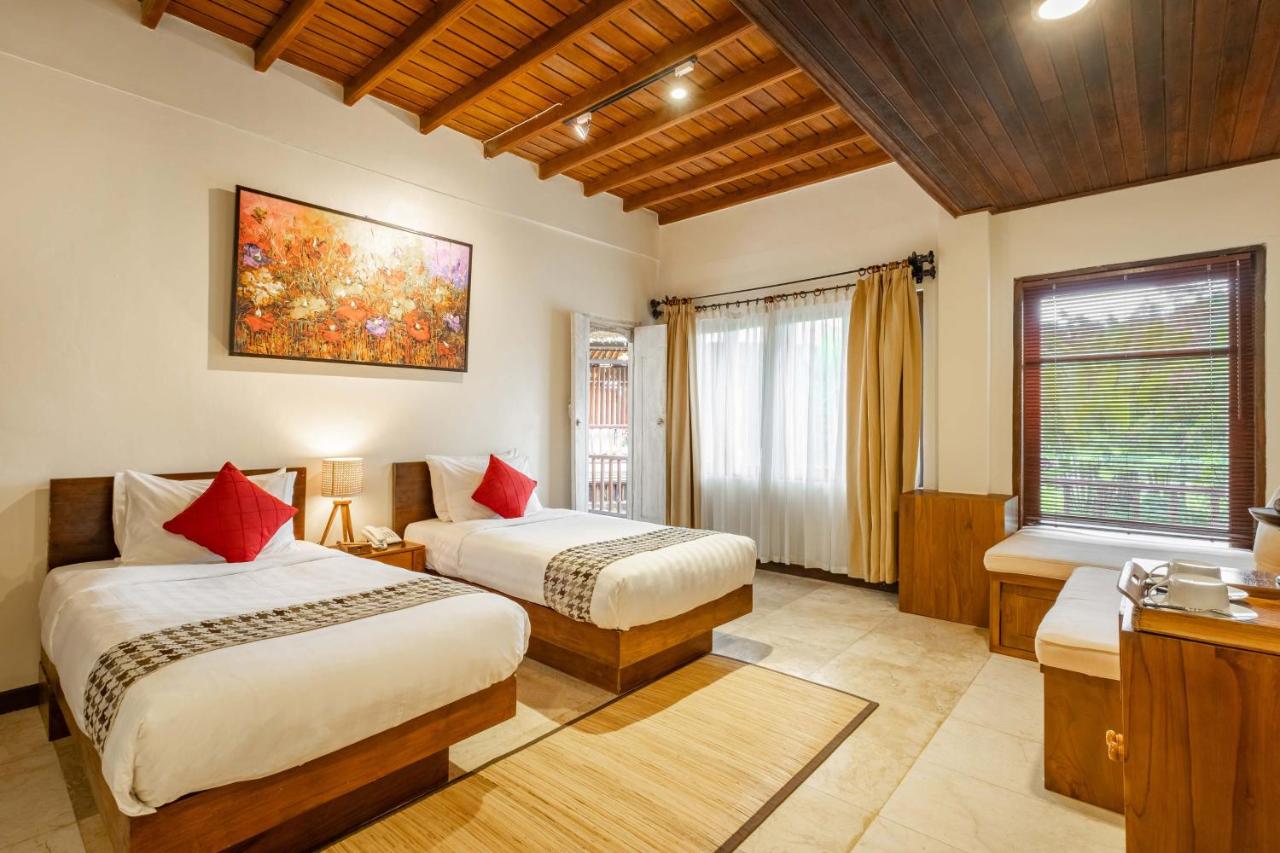 Suite Room with Garden View