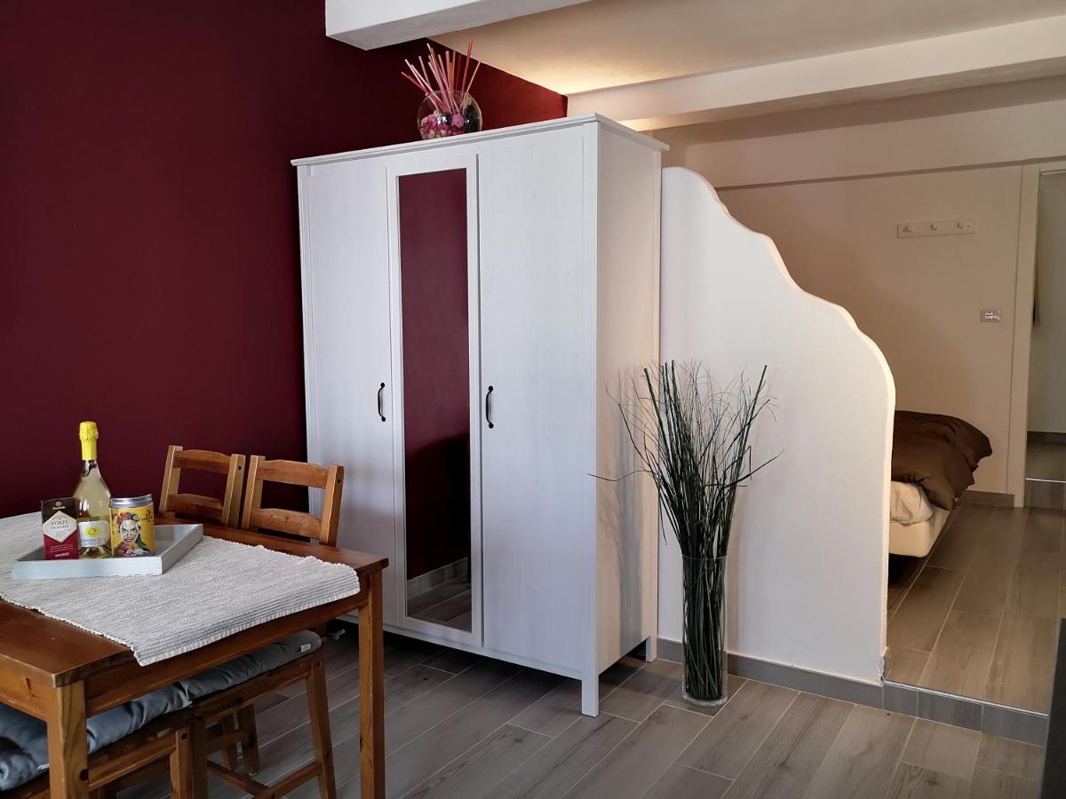 Apartamento de 1 dormitorio con terraza