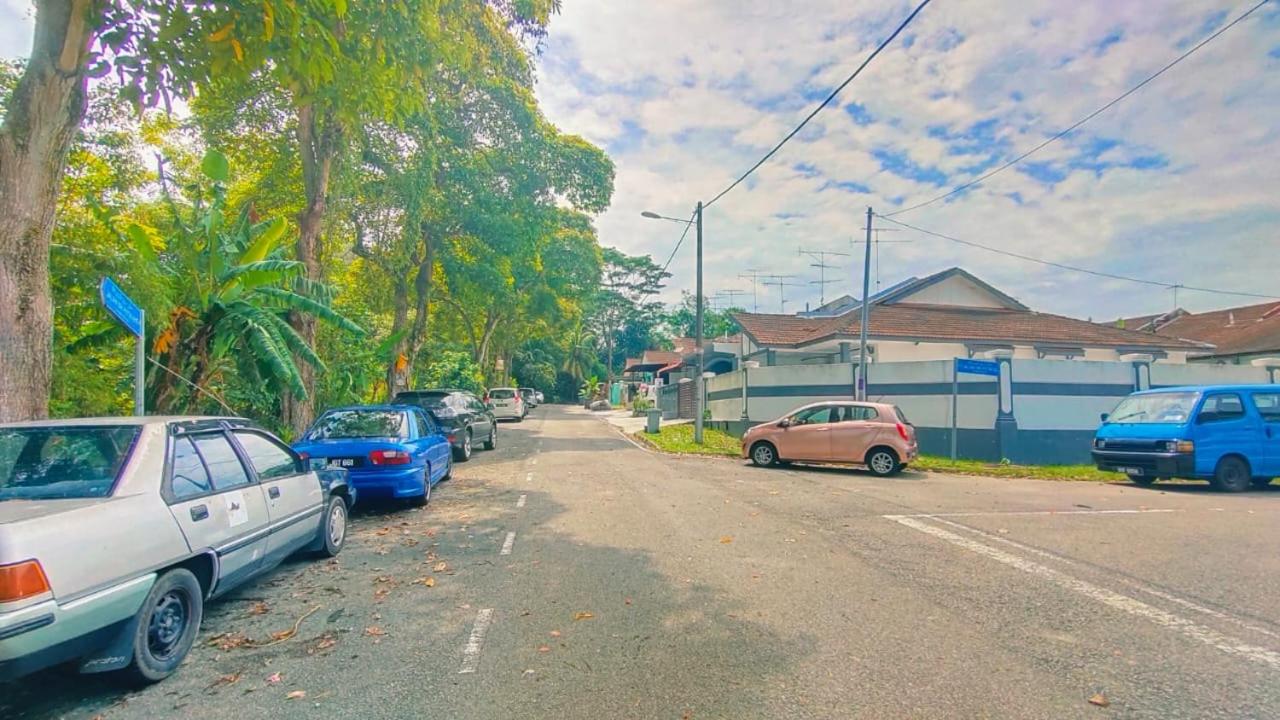 Standard Villa (Corner Lot with Natural View)