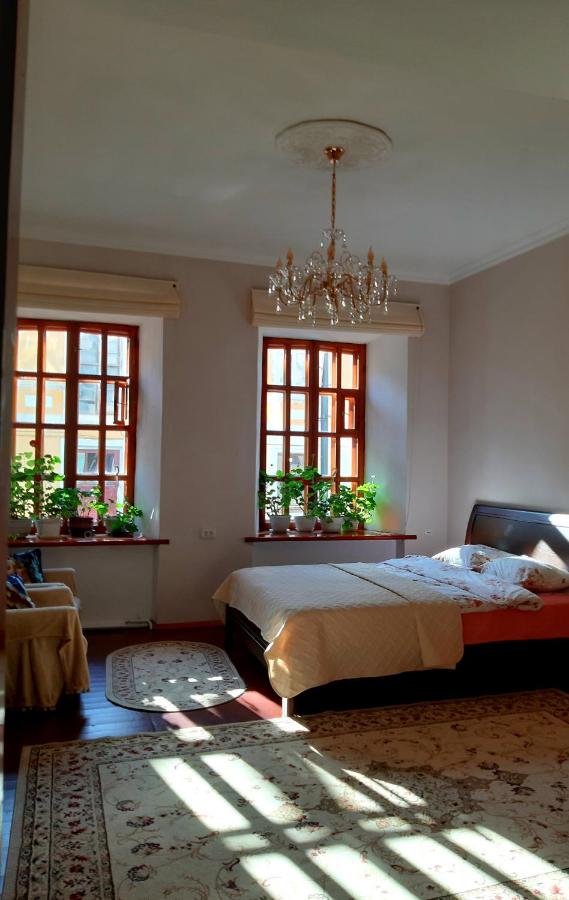 Квартира в центрі Старого міста з окремим входом - B&B Kamjanec'-Podil's'kyj