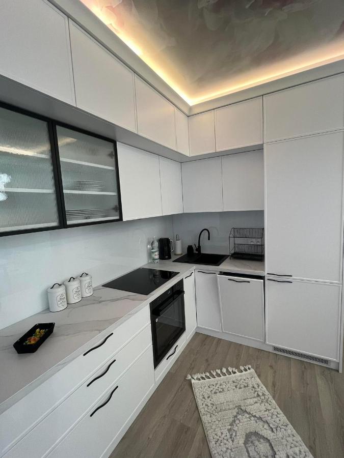 Apartament pod różą Szajnowicza Iwanowa 27a - B&B Kielce