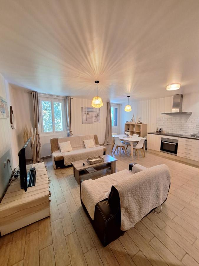 Charmant Appartement paisible à 5 mn en voiture de la plage - Chambres d’hôtes