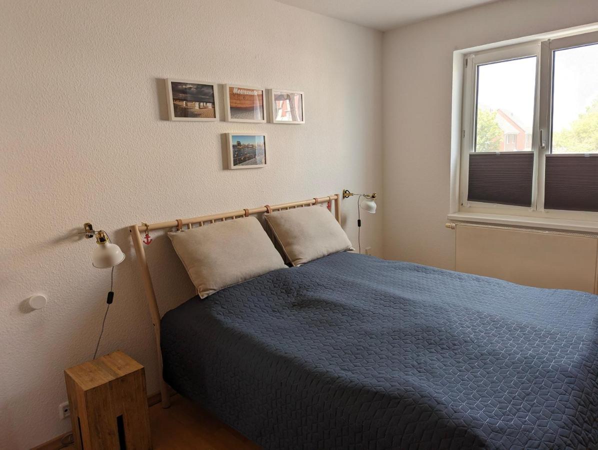 One-Bedroom Apartment with Balcony