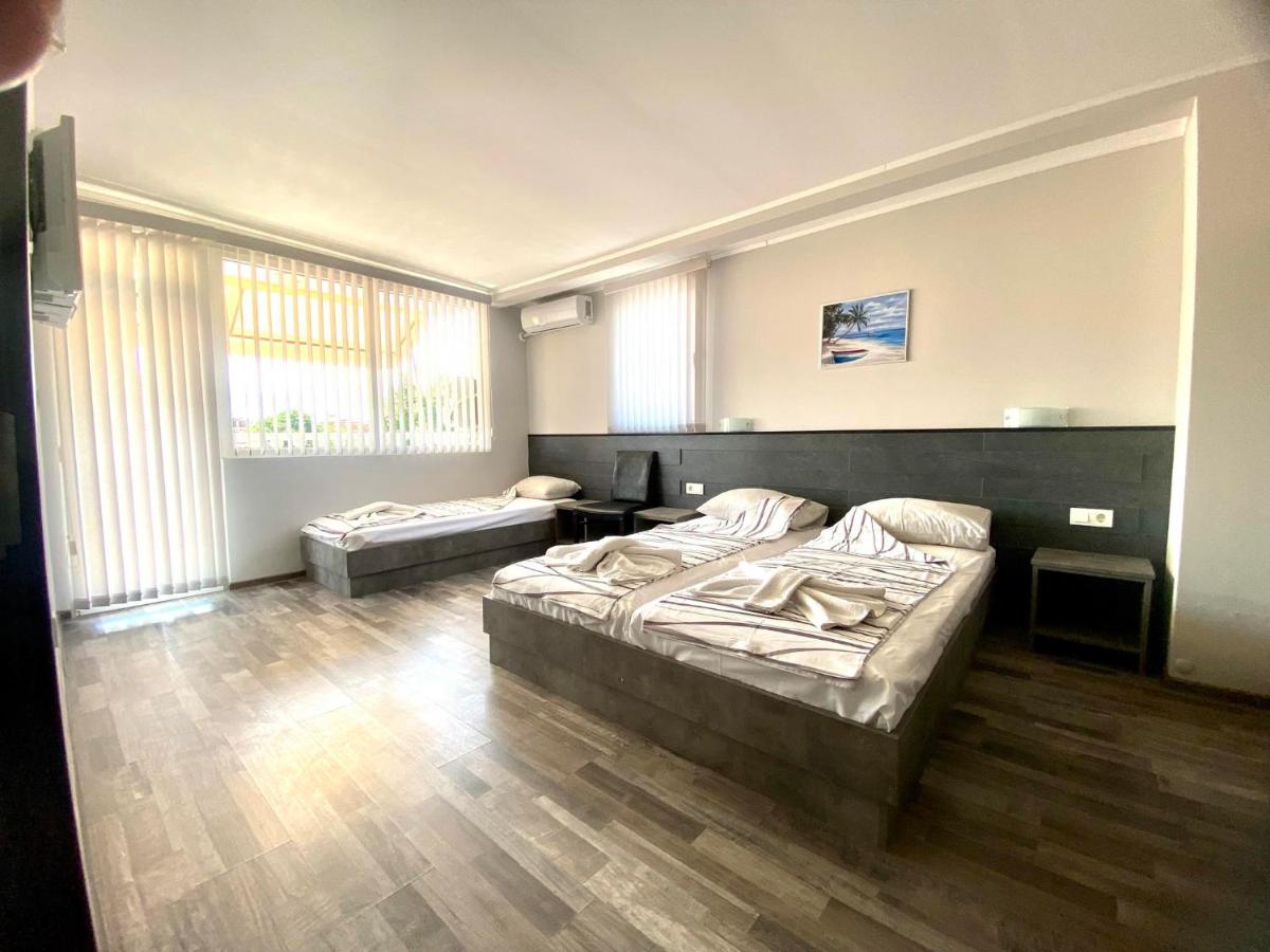 Chambre Triple avec Balcon