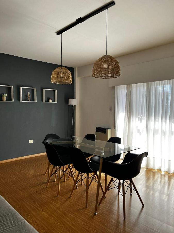 El Abrojal 3 - Dpto 1 dormitorio a 3 cuadras Patio Olmos - B&B Córdoba