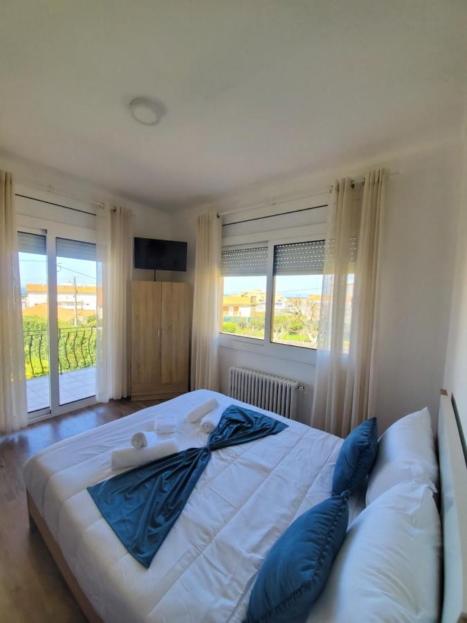 Tweepersoonskamer met Gedeelde Badkamer