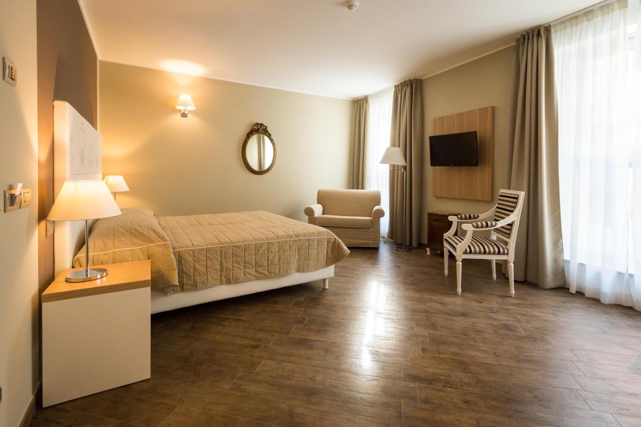 B&B Acqui Terme - Hotel Monteverde - Bed and Breakfast Acqui Terme