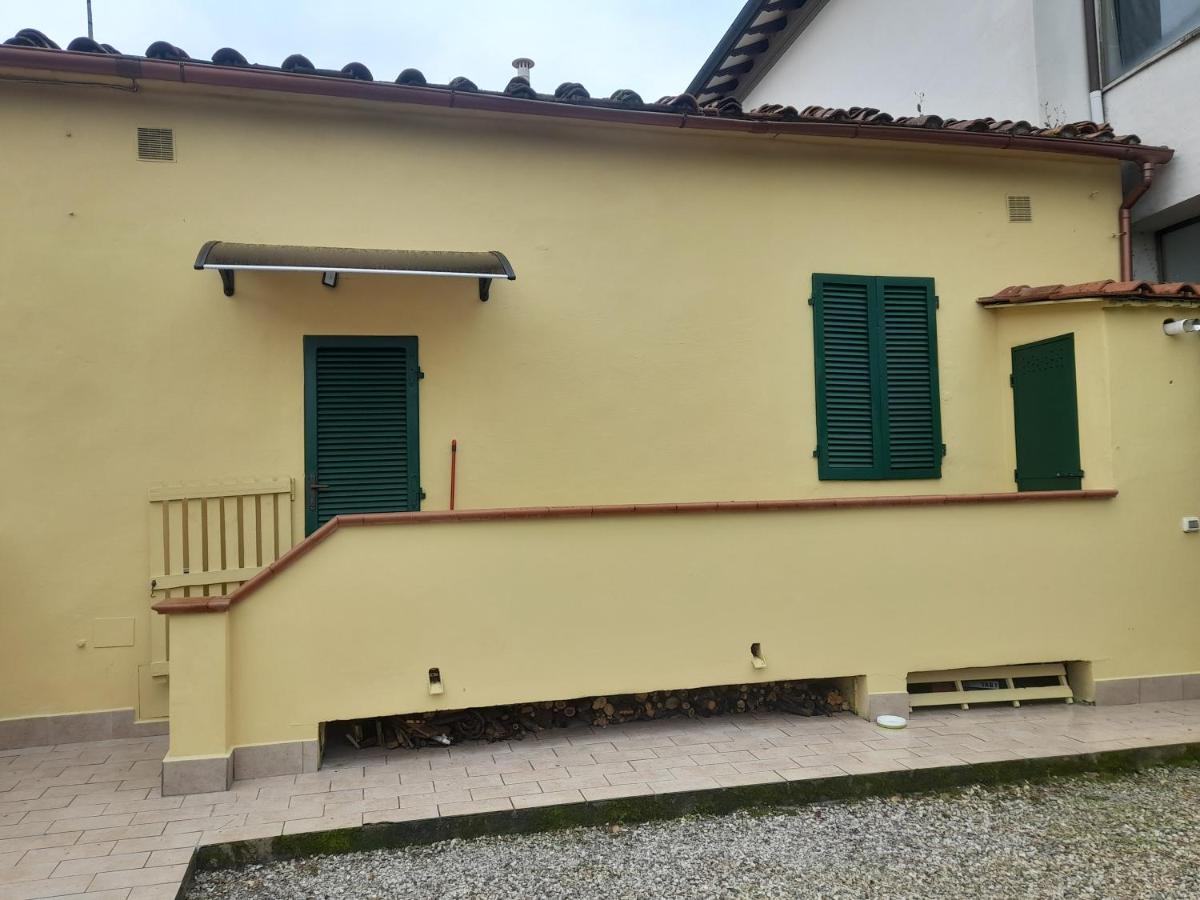 THE HOUSE BY THE RIVER 35 - B&B