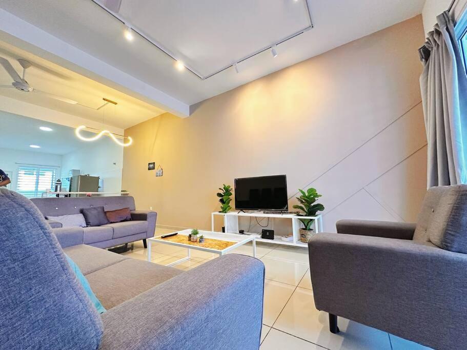 18PAX 5R4B AraSendayan 休闲客栈 - Chambres d’hôtes