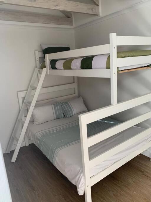Casa con 4 camere da letto